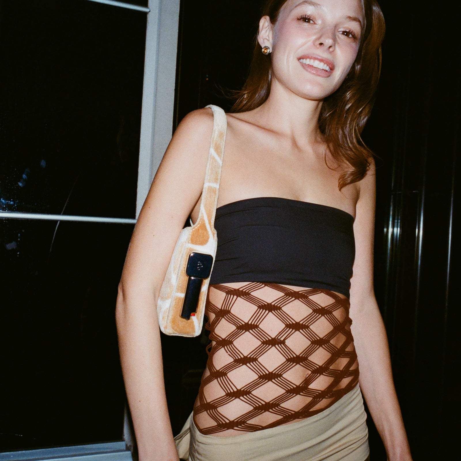 Burn Shoulder Bag in Giraffe