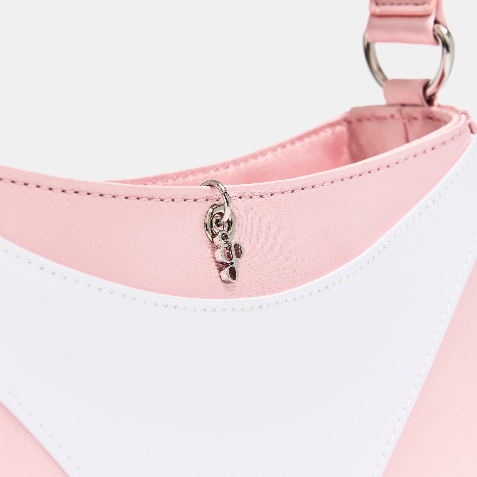 Thong Bag in Pearl
