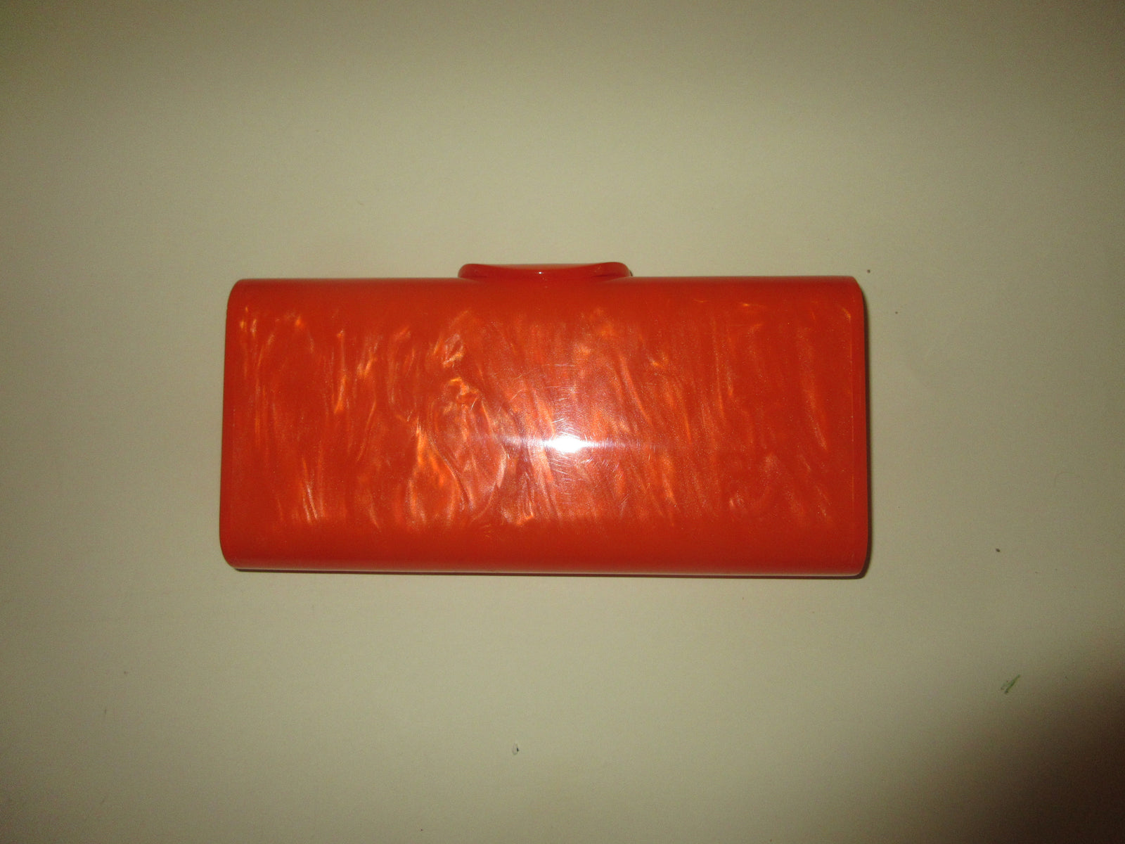 Large Laras in Sample Sale