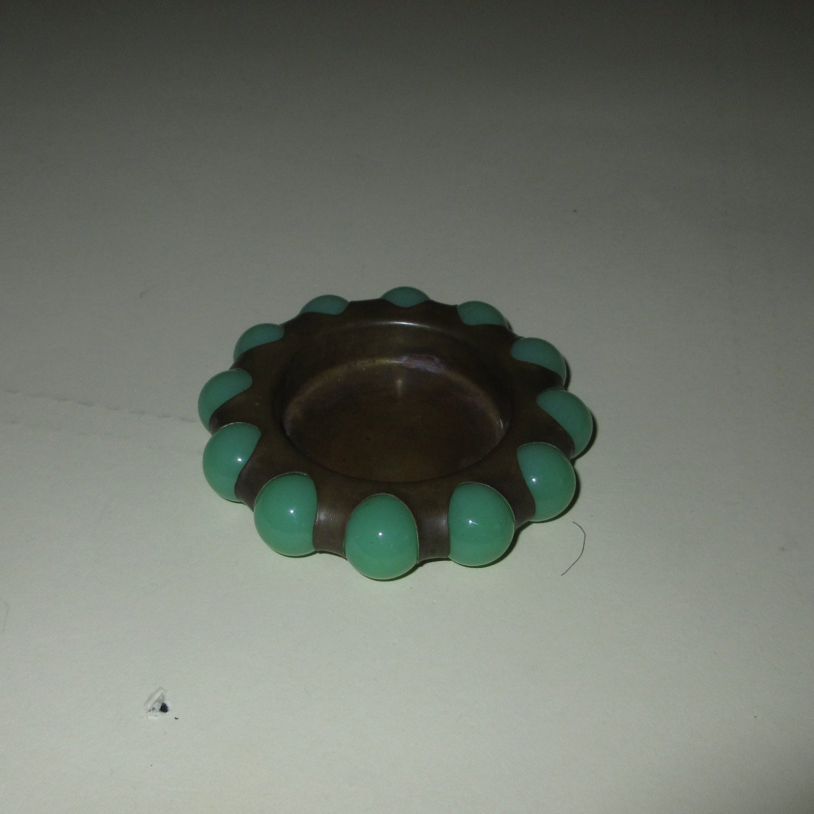 Vintage Ashtrays in Sample Sale