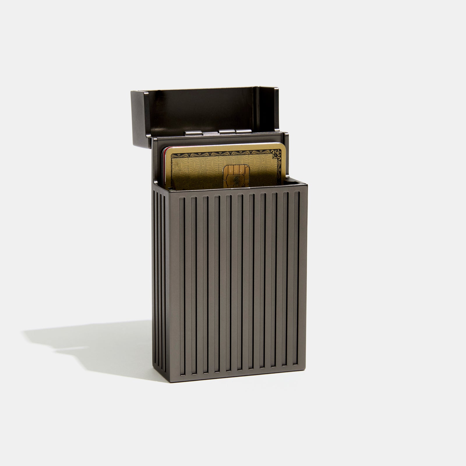 Solitaire Cig Case in Tanzanite