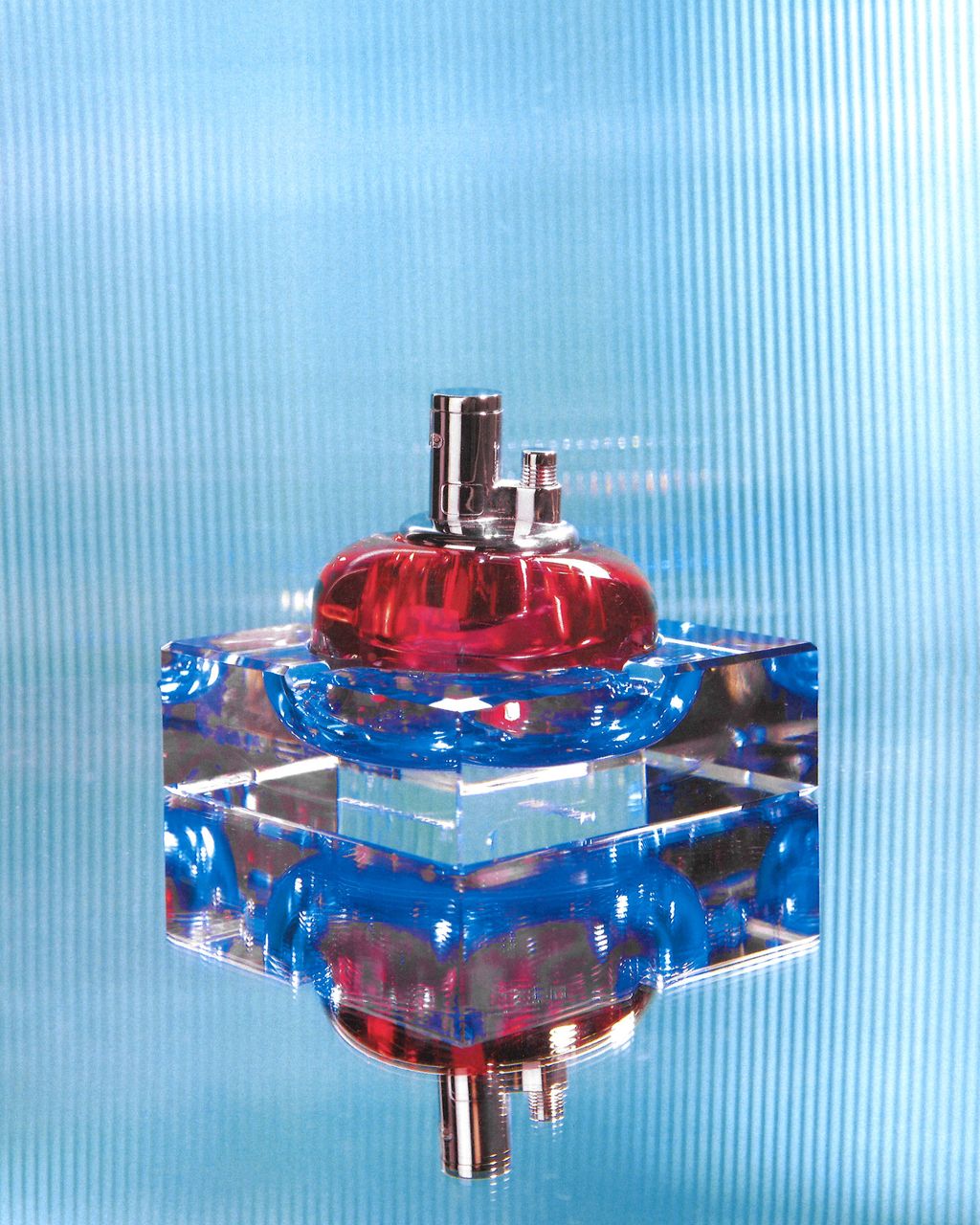 Glass Tabletop Lighter in Rouge